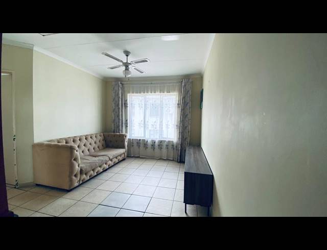 2 BEDROOM APARTMENT FOR SALE IN BRACKENHAM